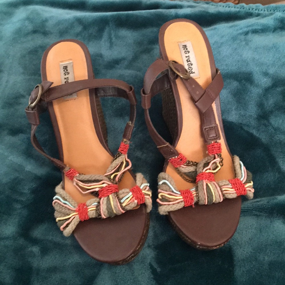 Brown wedges